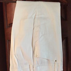 NWOT Jones New York Jean-Style Slacks